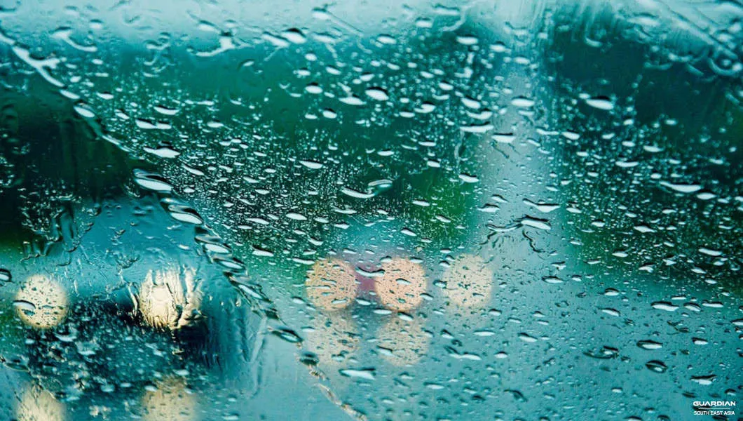 drive-safely-adverse-weather-conditions-images-1 wet car window